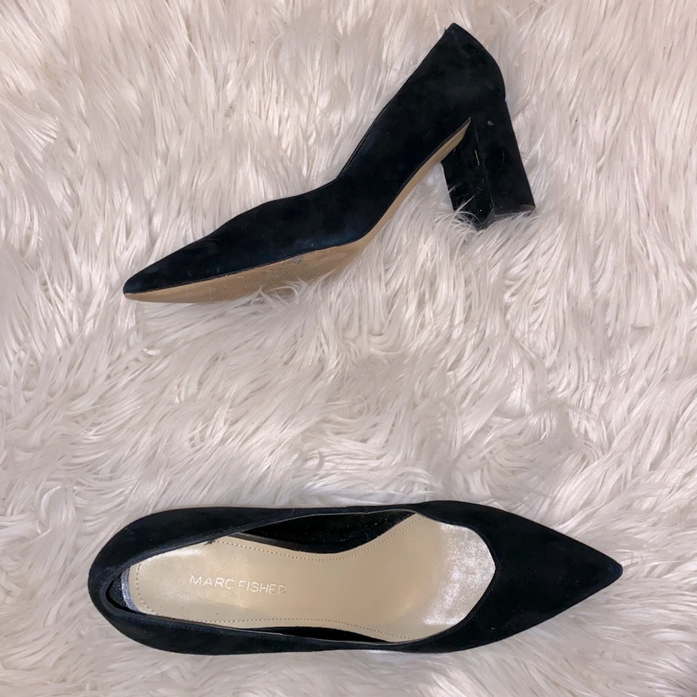 Low Chunky Black Heels